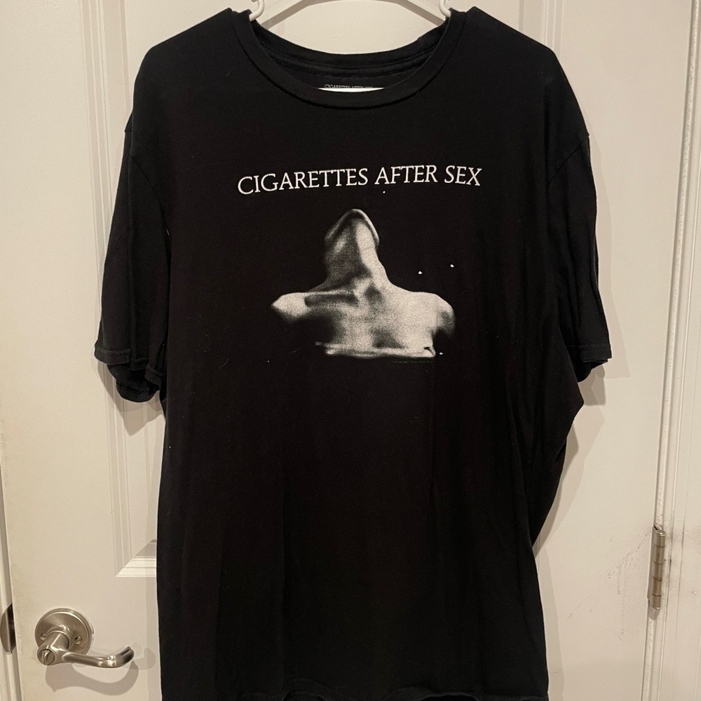‼️SOLD‼️ XXL cigarettes after sex concert T-Shirt